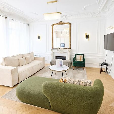 Champs Elysees!Montaigne, New Luxurious 6Pers Flat Διαμέρισμα Παρίσι Εξωτερικό φωτογραφία